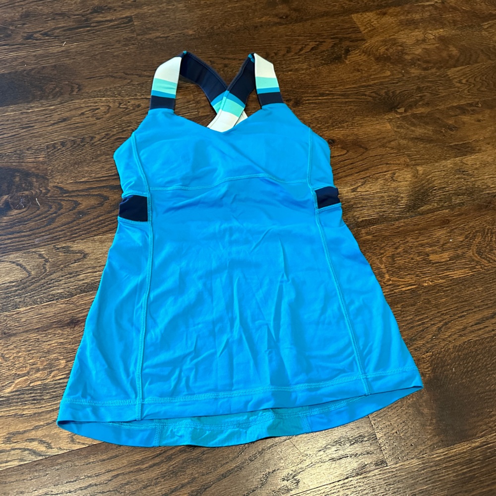 Lululemon push your limits size 6 tank